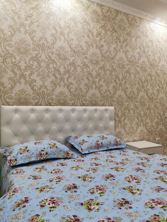 Aisha Apartment Bishkek Bagian luar foto